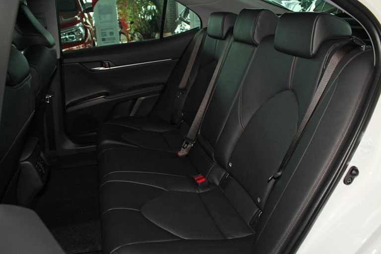 Toyota Camry Hybrid