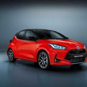 Yaris 1,8 Hybrid Active 3p0 piros 5 ajtós 2025 nem metál fényezésű